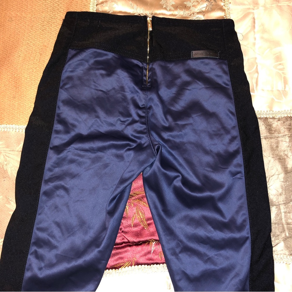Mid rise Sateen Leggings from Guess - Picture 8 of 11